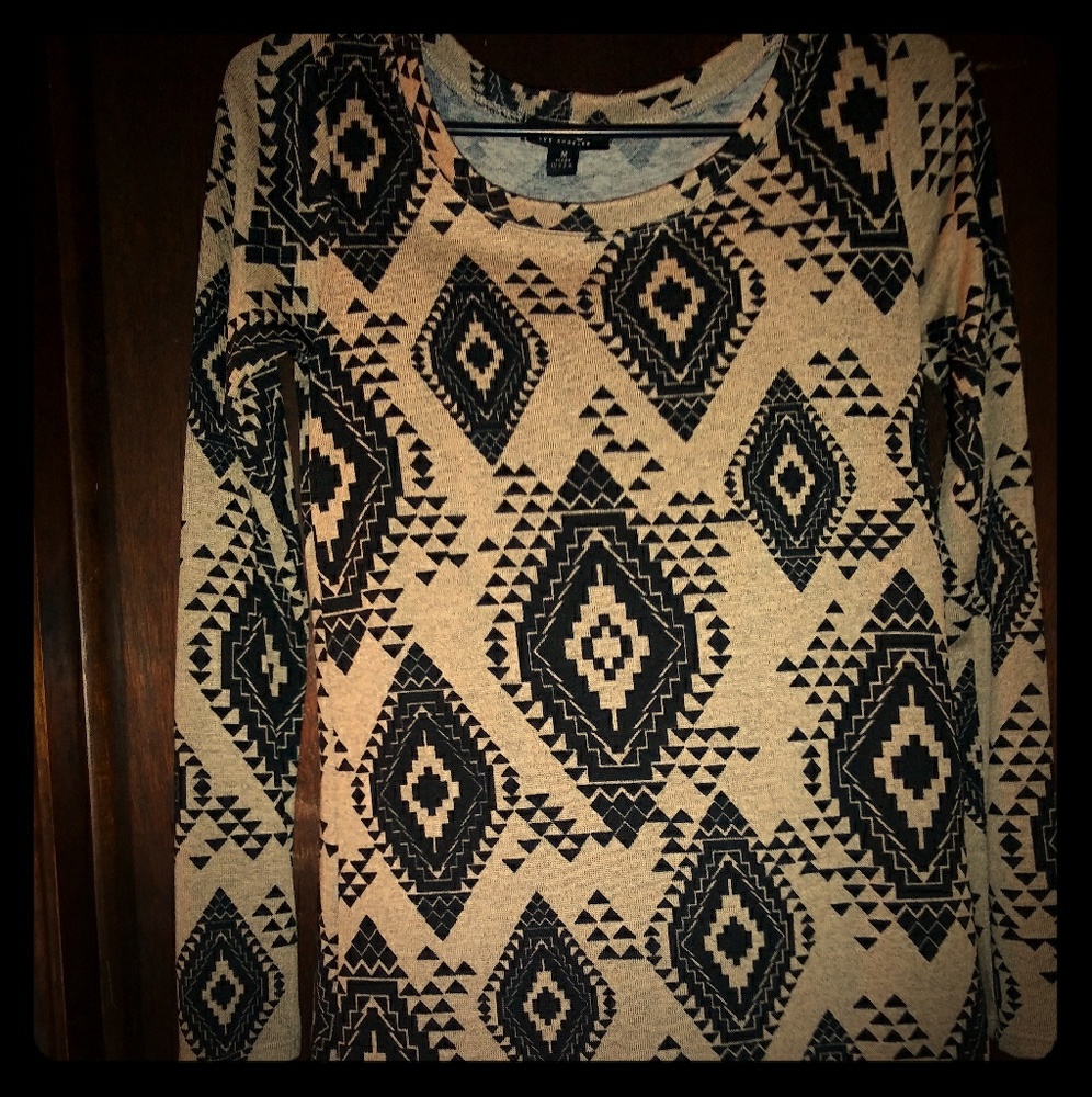 Women's long sleeve shirt